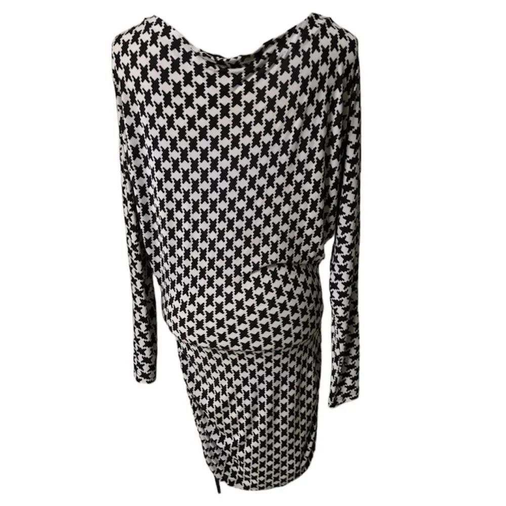 Arden B Black White Houndstooth Print Bat Long sleeves mini Blouson dress M
